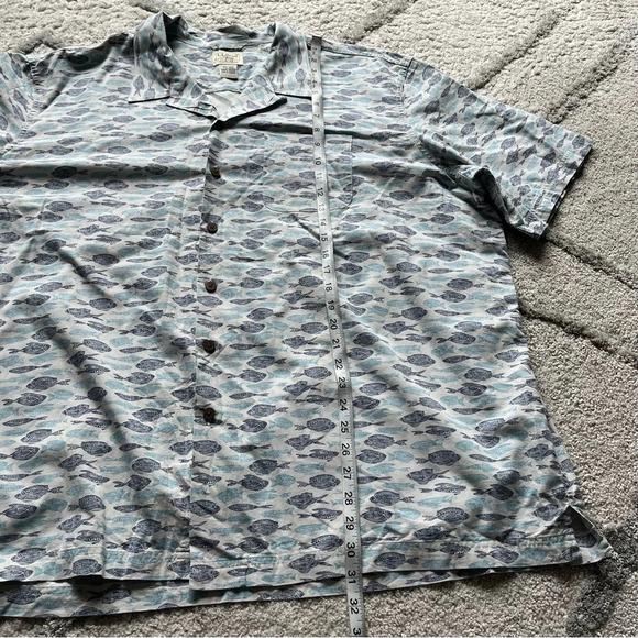 LL bean short sleeve button front fish print short sleeve novelty print XXL - Picture 6 of 8